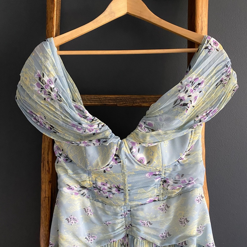 SOLD Self-Portrait Cold-Shoulder Floral Chiffon Dress - Picture 5 of 8